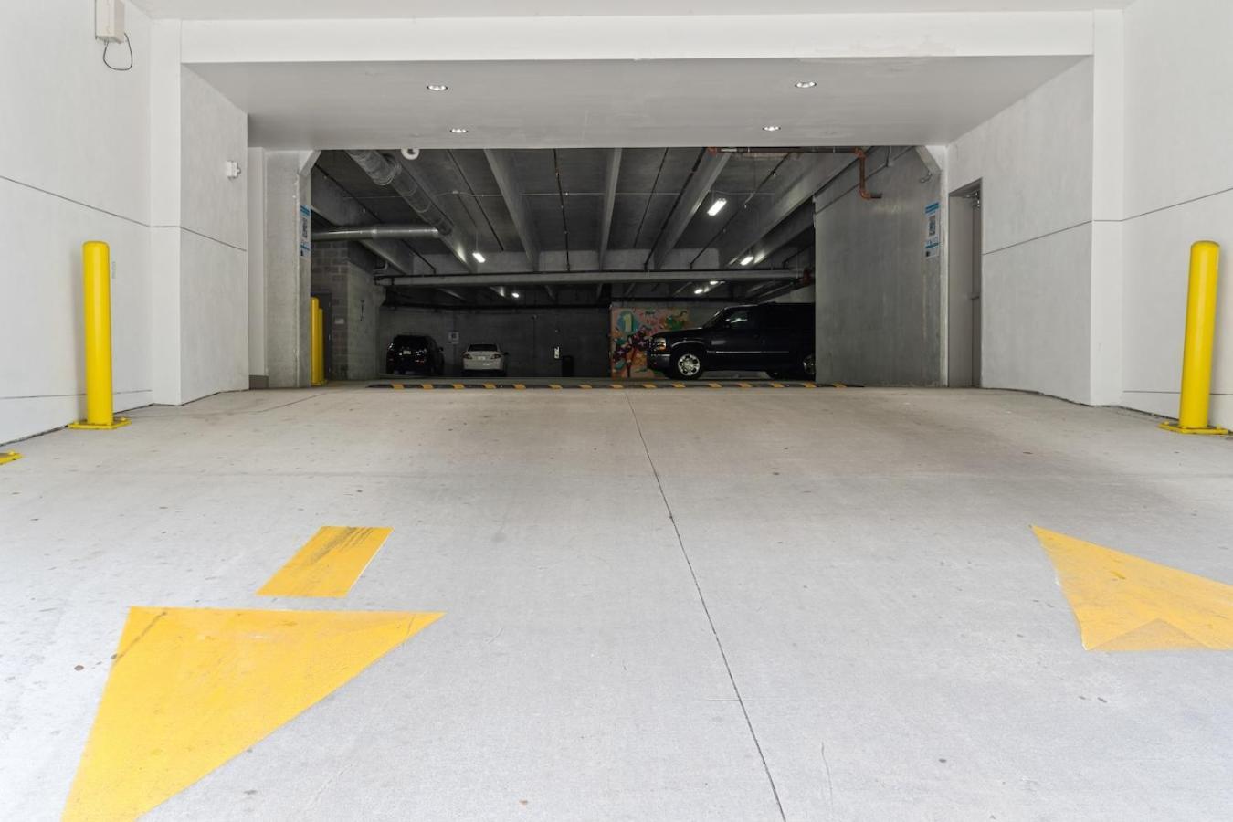 Tropicana Field 2 Bed In Dwtwn With Free Parking Lägenhet St. Petersburg Exteriör bild