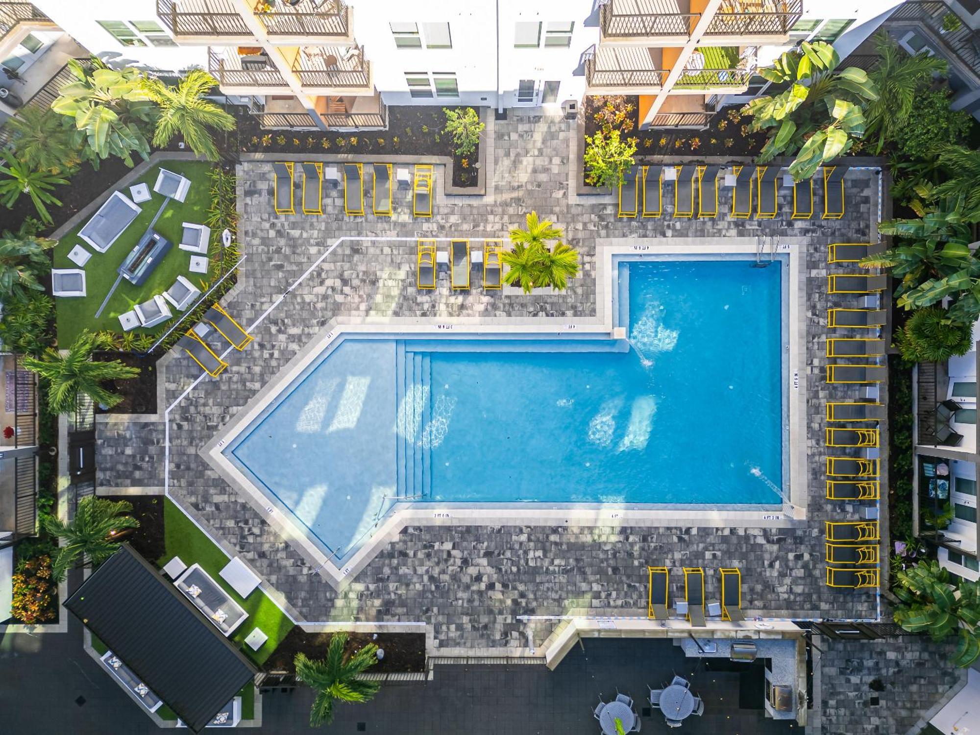 Tropicana Field 2 Bed In Dwtwn With Free Parking Lägenhet St. Petersburg Exteriör bild